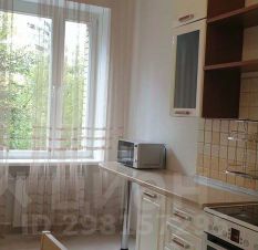 2-комн.кв., 80 м², этаж 3