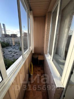 1-комн.кв., 42 м², этаж 12