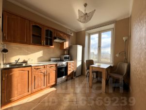 1-комн.кв., 42 м², этаж 12