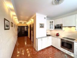 4-комн.кв., 95 м², этаж 2