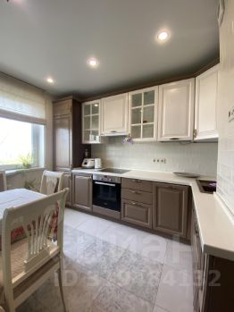 2-комн.кв., 55 м², этаж 8