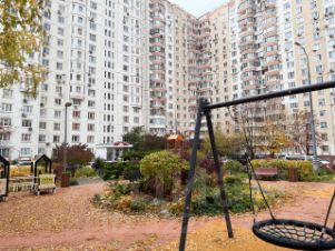 3-комн.кв., 74 м², этаж 3
