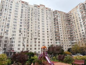 3-комн.кв., 74 м², этаж 3