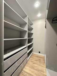 2-комн.кв., 57 м², этаж 3