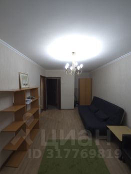 1-комн.кв., 32 м², этаж 3