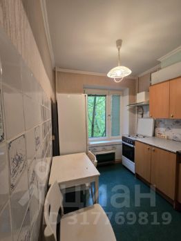 1-комн.кв., 32 м², этаж 3