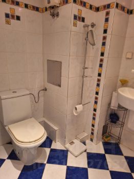 4-комн.кв., 95 м², этаж 6