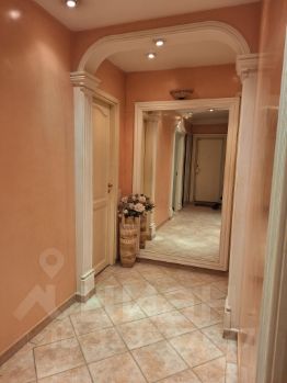 4-комн.кв., 95 м², этаж 6