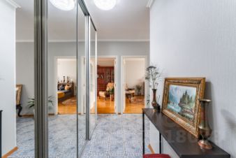 2-комн.кв., 58 м², этаж 9