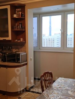 4-комн.кв., 105 м², этаж 22