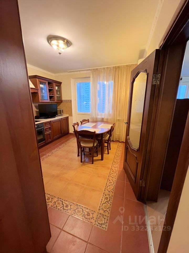 2-комнатная квартира, 73 м² — фото 3
