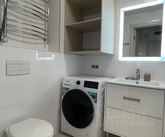 1-комн., 42 м², 8/33 этаж