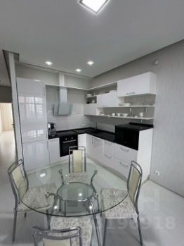 2-комн.кв., 75 м², этаж 9