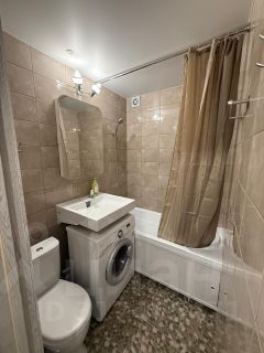 2-комн.кв., 44 м², этаж 3