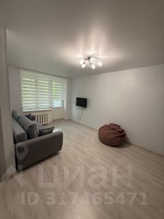 2-комн.кв., 44 м², этаж 3
