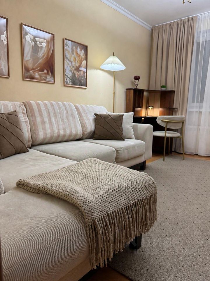 2-комнатная квартира, 55 м² — фото 1