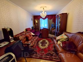 3-комн.кв., 74 м², этаж 1