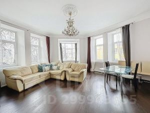 2-комн.кв., 79 м², этаж 4