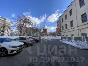 3-комн.кв., 67 м², этаж 3