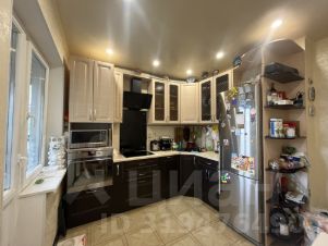3-комн.кв., 83 м², этаж 3