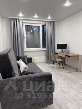 2-комн.кв., 44 м², этаж 3
