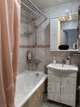 2-комн.кв., 44 м², этаж 3