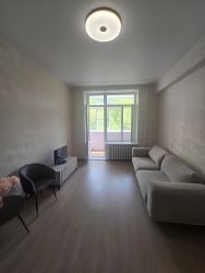 2-комн.кв., 58 м², этаж 4 2-комн.кв., 58 м², этаж 4