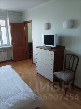 4-комн.кв., 111 м², этаж 7