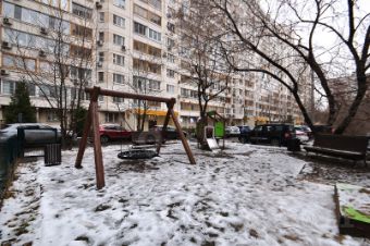 4-комн.кв., 104 м², этаж 3