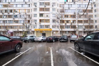 4-комн.кв., 104 м², этаж 3