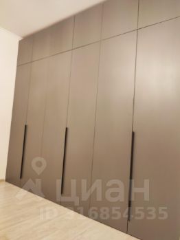 1-комн.кв., 42 м², этаж 10