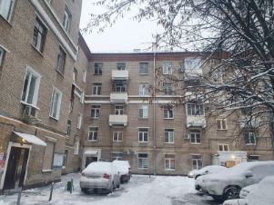 4-комн.кв., 100 м², этаж 4