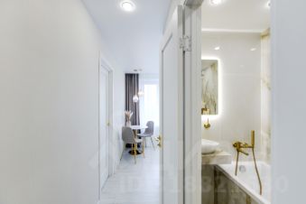 2-комн.кв., 42 м², этаж 8