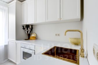 2-комн.кв., 42 м², этаж 8