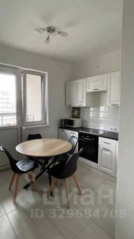 2-комн.кв., 56 м², этаж 15
