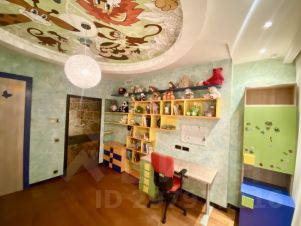 5-комн.кв., 220 м², этаж 15