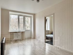 2-комн.кв., 43 м², этаж 4