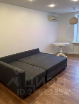 2-комн.кв., 57 м², этаж 3