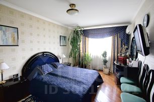 4-комн.кв., 135 м², этаж 19