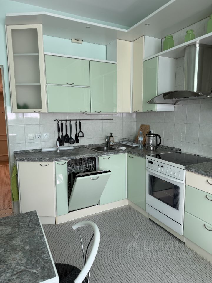 2-комнатная квартира, 72 м² — фото 1