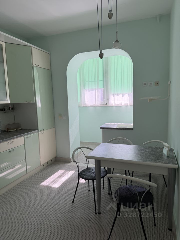 2-комнатная квартира, 72 м² — фото 2