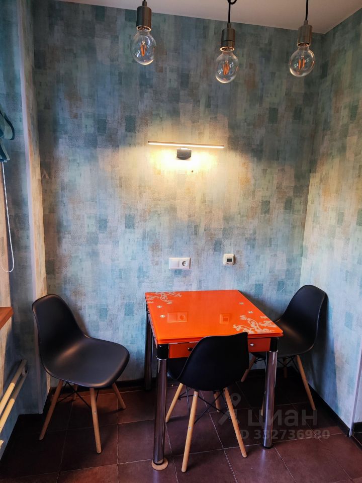 3-комнатная квартира, 60 м² — фото 1