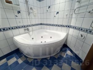 2-комн.кв., 48 м², этаж 1