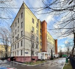 2-комн.кв., 48 м², этаж 1