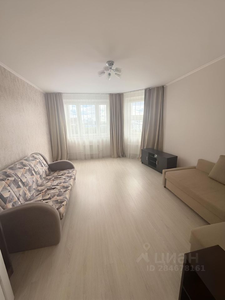 1-комнатная квартира, 42,2 м² — фото 1