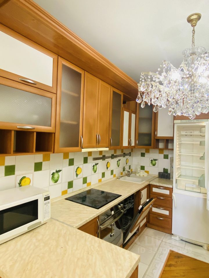 2-комнатная квартира, 68 м² — фото 2