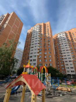 2-комн.кв., 65 м², этаж 12