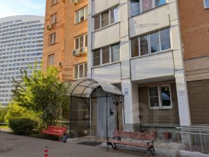 2-комн.кв., 65 м², этаж 12