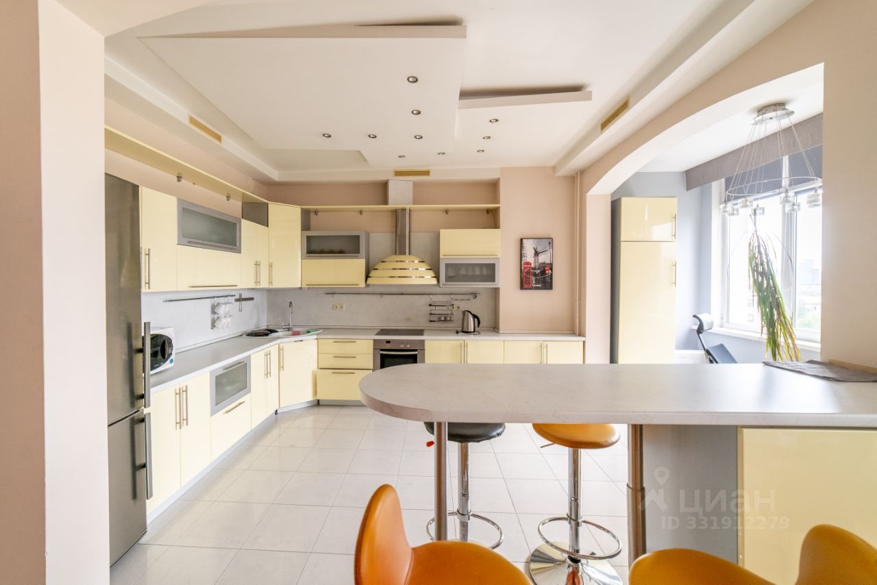 3-комнатная квартира, 126 м² — фото 2