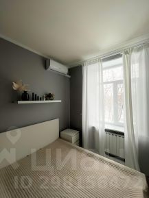 3-комн.кв., 90 м², этаж 4